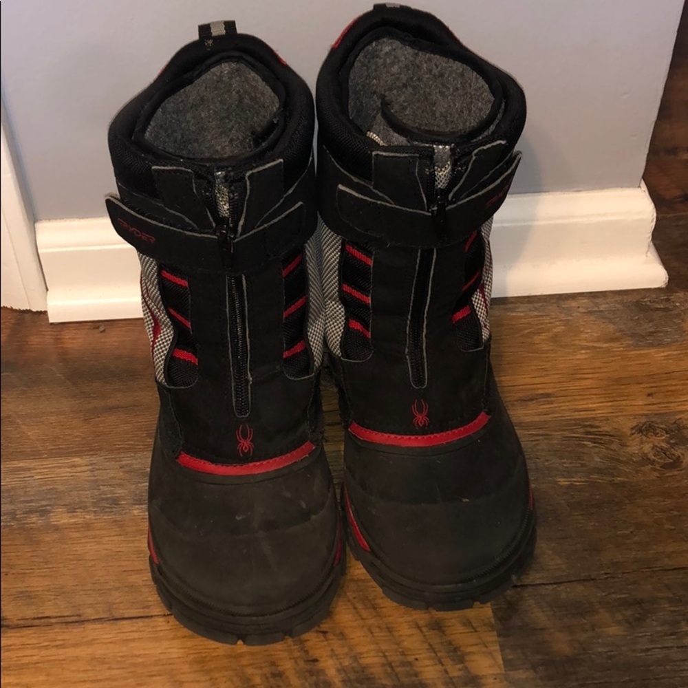 Spyder winter boots